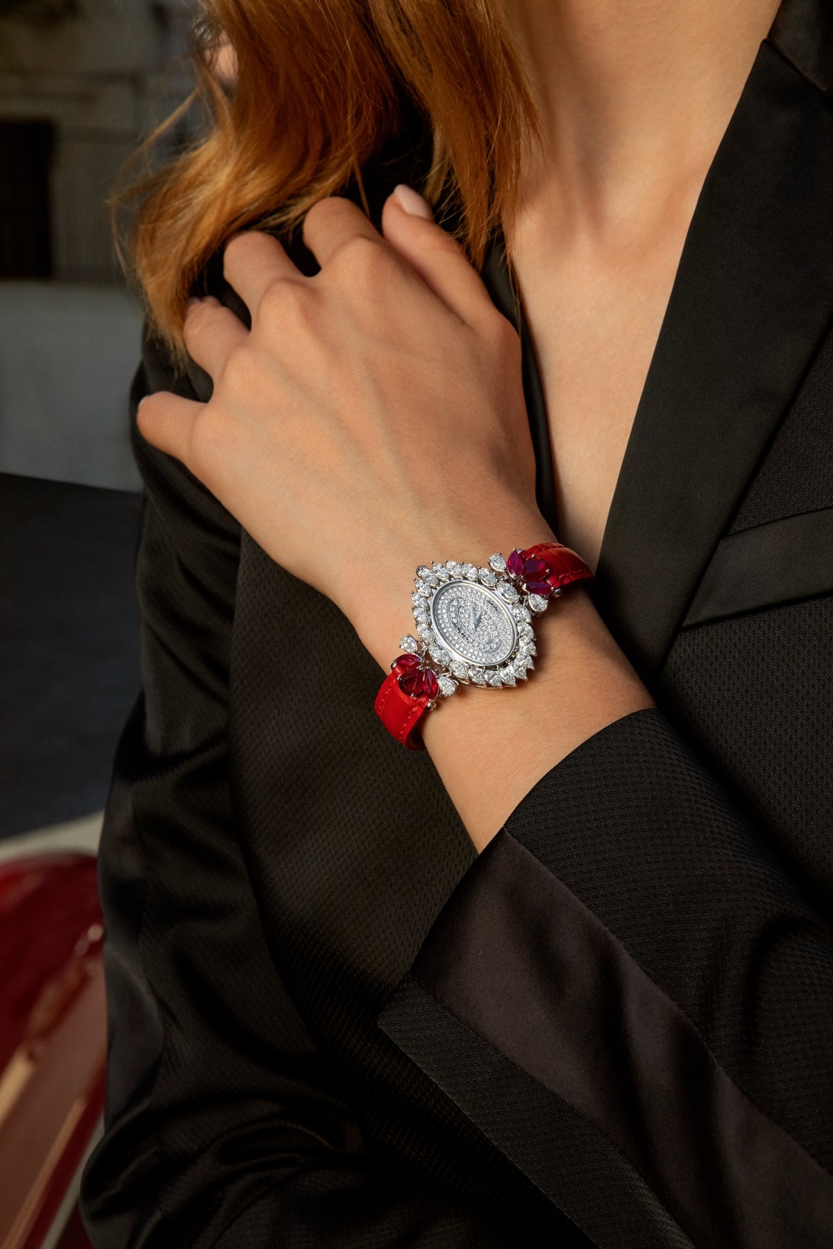 Glamour, reference GL.01, worn on a red strap